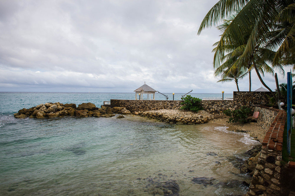 Tropical Court Inn New Kingston Exteriér fotografie
